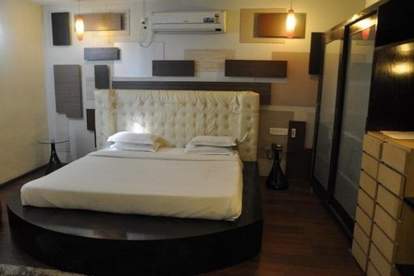 Hotel Little Palace Dibrugarh Экстерьер фото