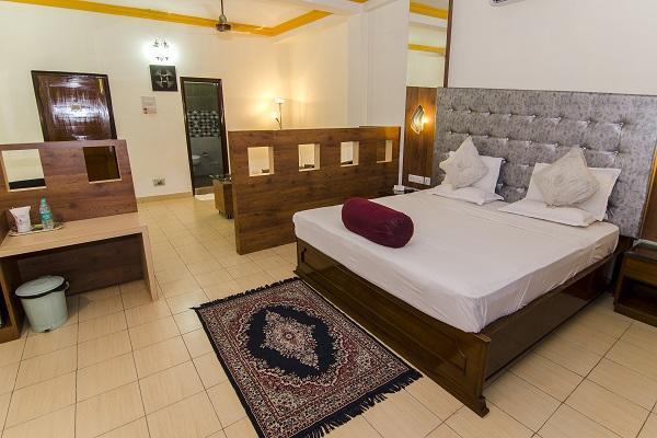 Hotel Little Palace Dibrugarh Экстерьер фото