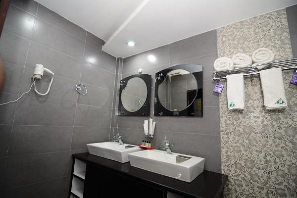 Hotel Little Palace Dibrugarh Экстерьер фото