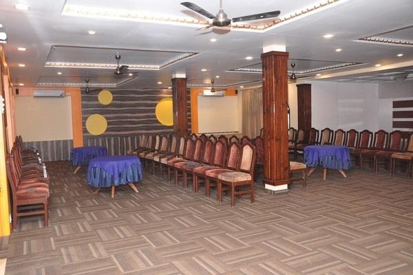 Hotel Little Palace Dibrugarh Экстерьер фото