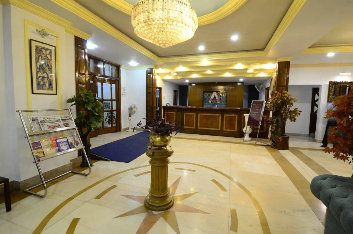 Hotel Little Palace Dibrugarh Экстерьер фото