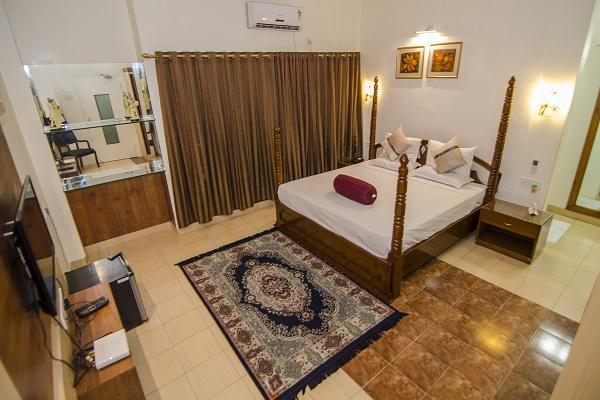 Hotel Little Palace Dibrugarh Экстерьер фото